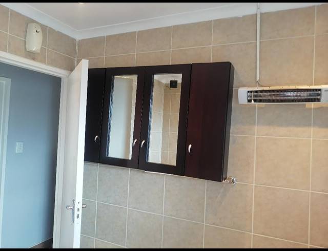 2 bed property to rent in ORMONDE